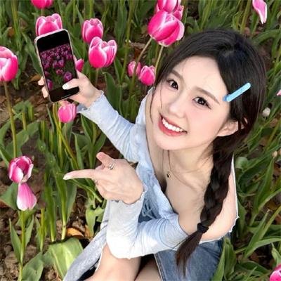 中间的房子